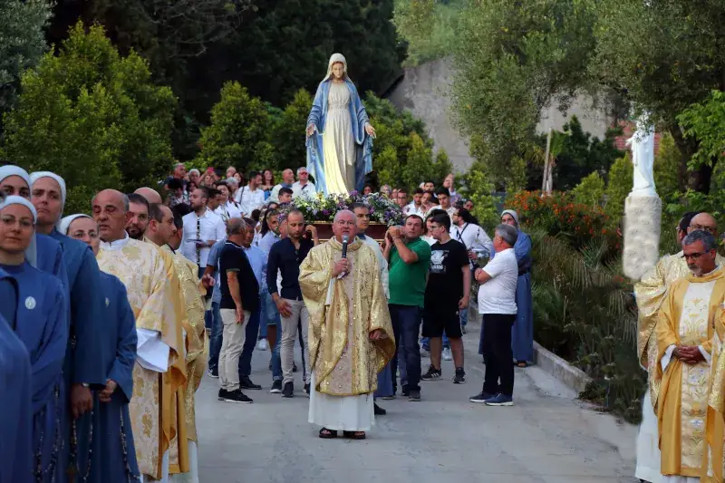 momento di festa con i giovani